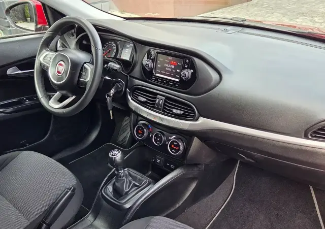 FIAT Tipo 1.4 16v Lounge EU6d