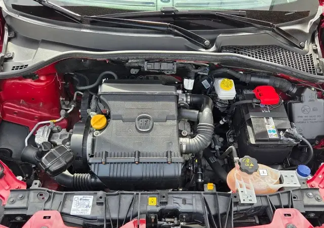 FIAT Tipo 1.4 16v Lounge EU6d