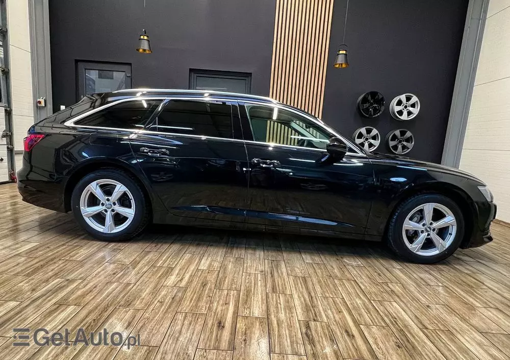 AUDI A6 Avant 40 TDI S tronic
