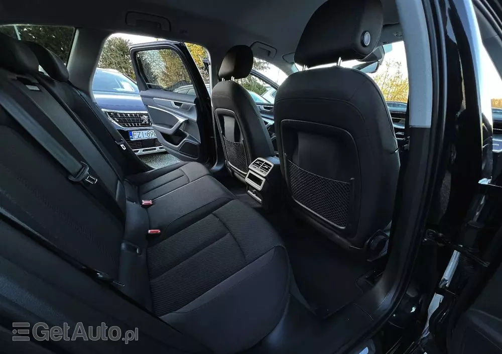 AUDI A6 Avant 40 TDI S tronic