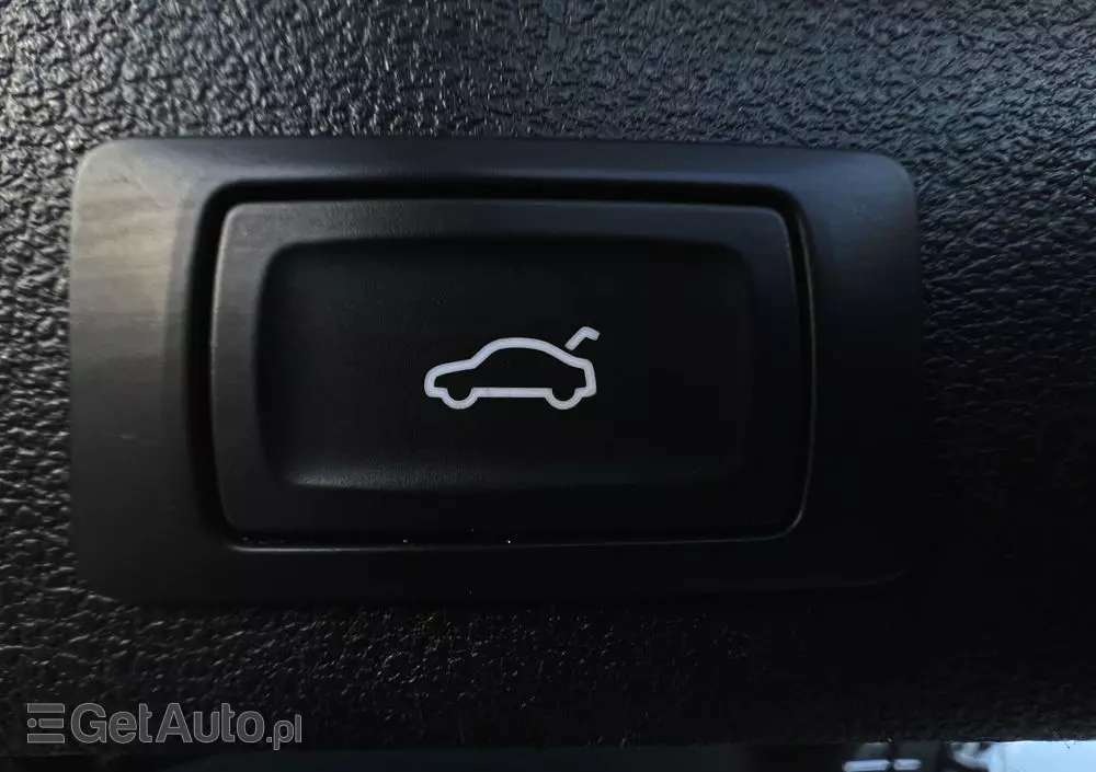 AUDI A6 Avant 40 TDI S tronic