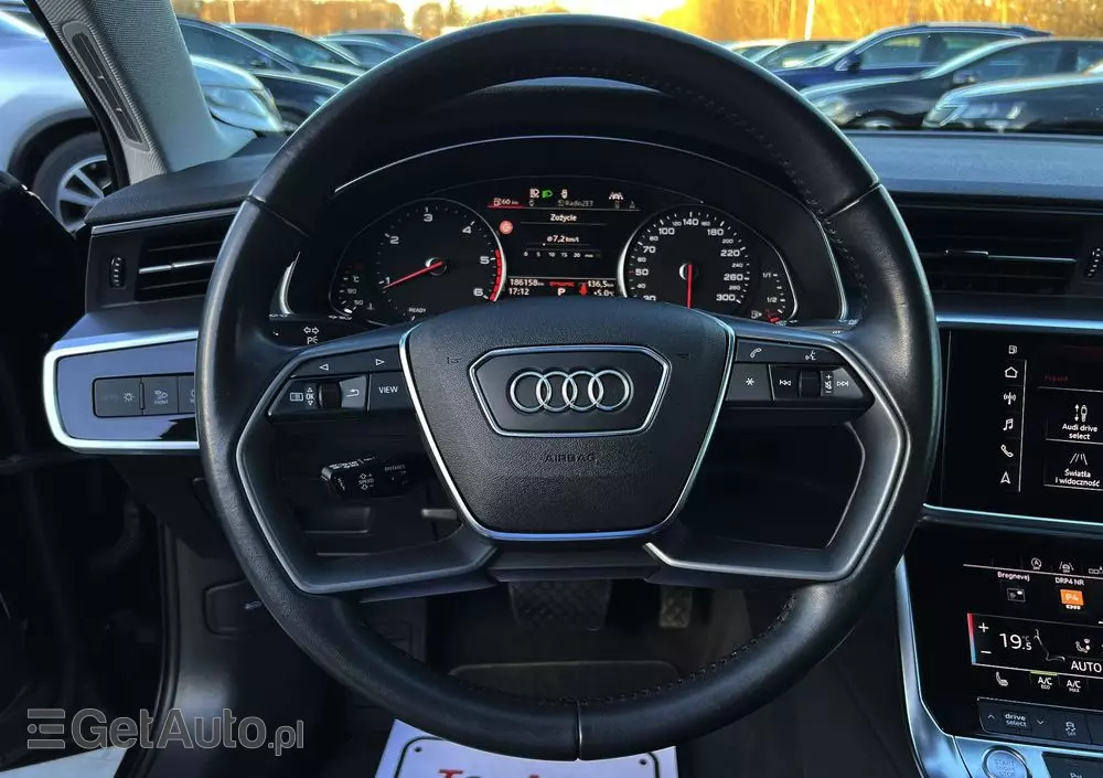 AUDI A6 Avant 40 TDI S tronic