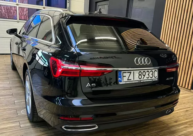 AUDI A6 Avant 40 TDI S tronic