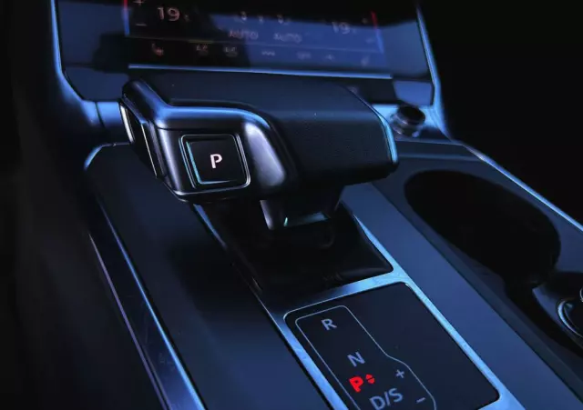 AUDI A6 Avant 40 TDI S tronic