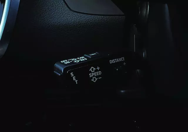 AUDI A6 Avant 40 TDI S tronic