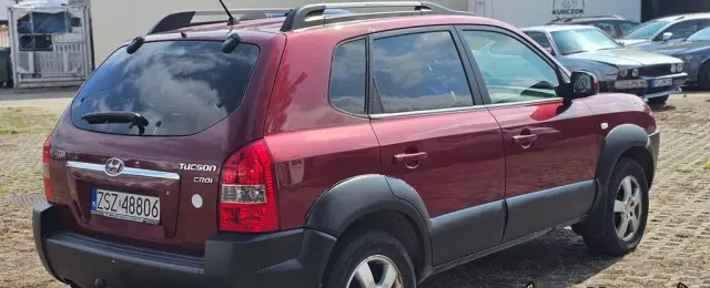 HYUNDAI Tucson 