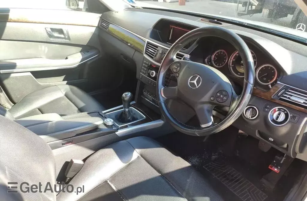 MERCEDES-BENZ Klasa E 