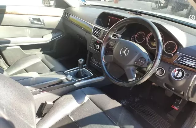 MERCEDES-BENZ Klasa E 