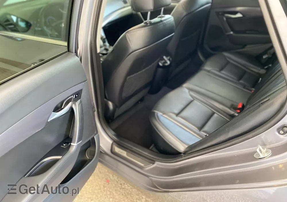 HYUNDAI I40 1.7 CRDi BlueDrive Premium DCT