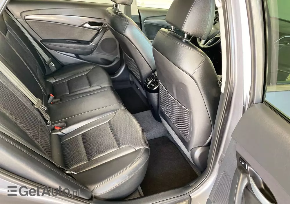 HYUNDAI I40 1.7 CRDi BlueDrive Premium DCT