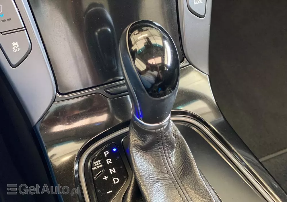 HYUNDAI I40 1.7 CRDi BlueDrive Premium DCT