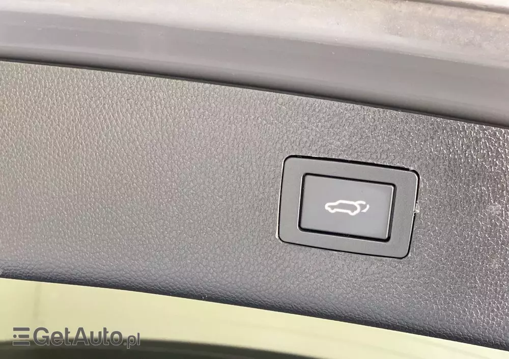 HYUNDAI I40 1.7 CRDi BlueDrive Premium DCT