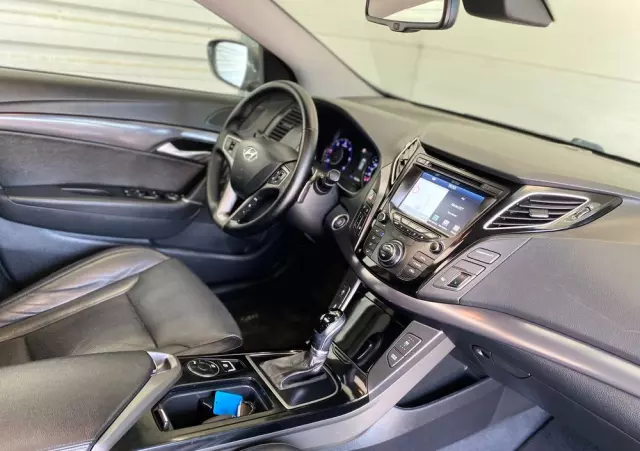 HYUNDAI I40 1.7 CRDi BlueDrive Premium DCT