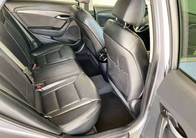 HYUNDAI I40 1.7 CRDi BlueDrive Premium DCT