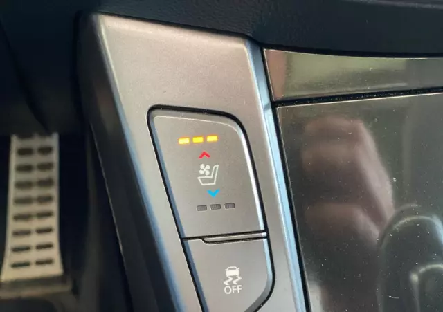 HYUNDAI I40 1.7 CRDi BlueDrive Premium DCT