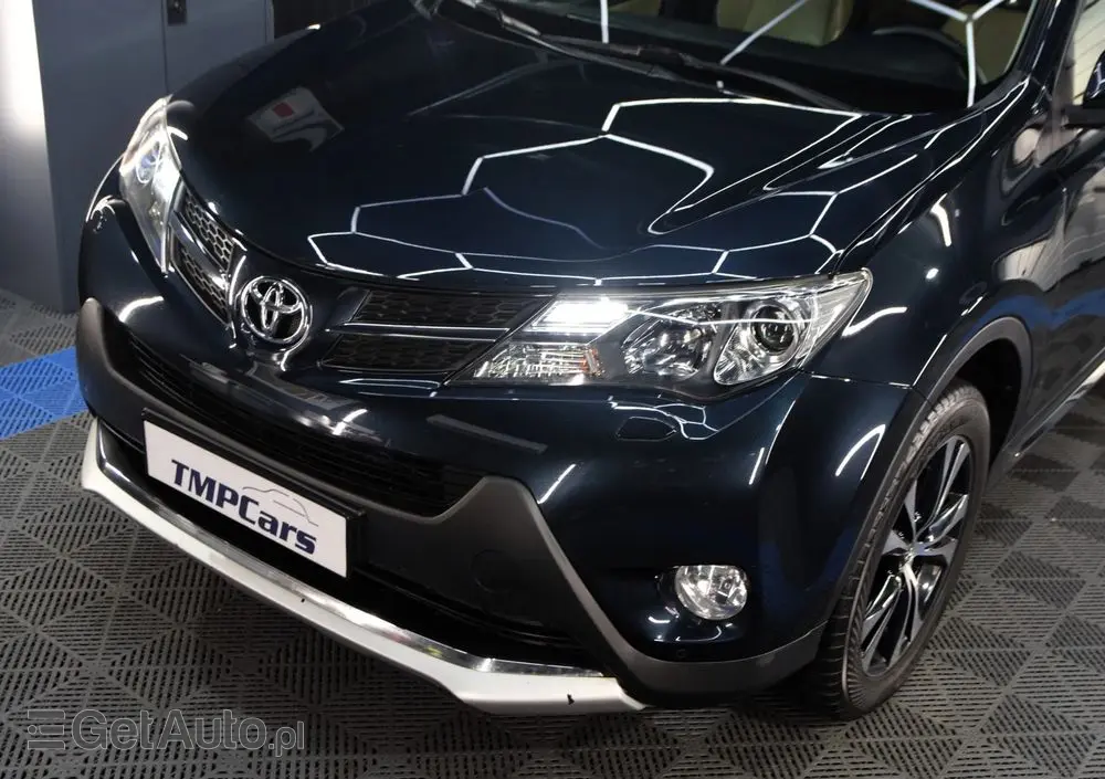 TOYOTA RAV4 2.0 D-4D Active