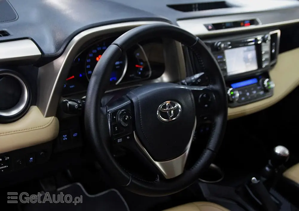 TOYOTA RAV4 2.0 D-4D Active