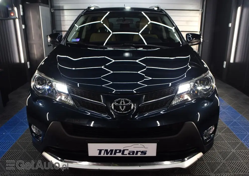 TOYOTA RAV4 2.0 D-4D Active