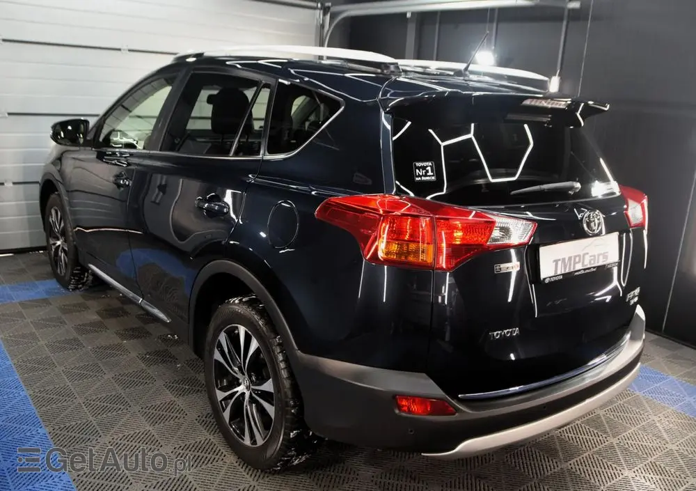 TOYOTA RAV4 2.0 D-4D Active