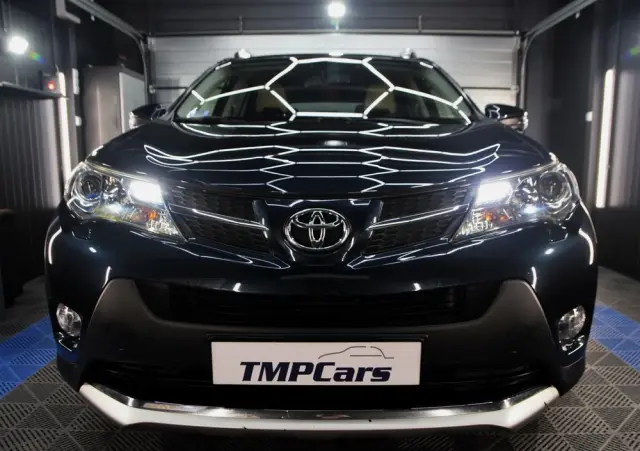 TOYOTA RAV4 2.0 D-4D Active