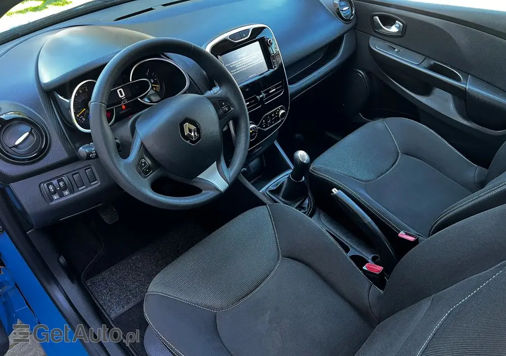 RENAULT Clio 1.2 16V 75 LIMITED