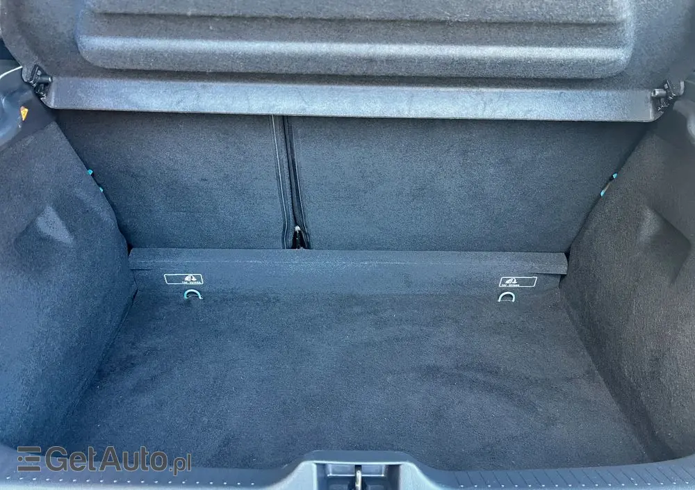 RENAULT Clio 1.2 16V 75 LIMITED