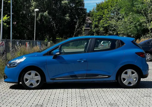 RENAULT Clio 1.2 16V 75 LIMITED