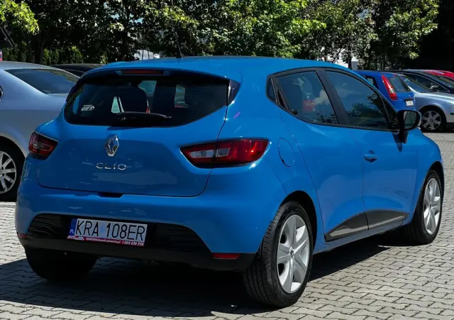RENAULT Clio 1.2 16V 75 LIMITED