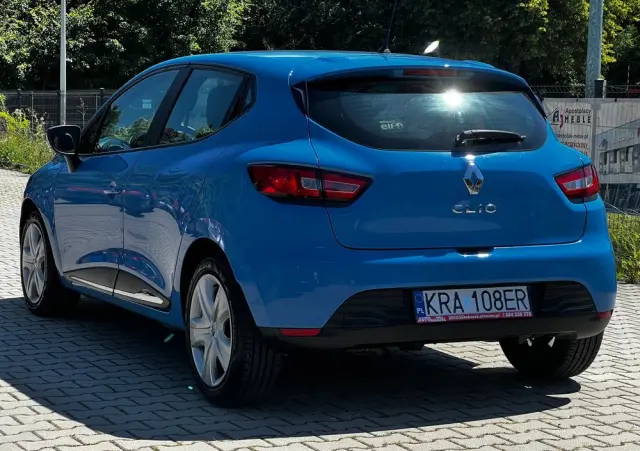 RENAULT Clio 1.2 16V 75 LIMITED