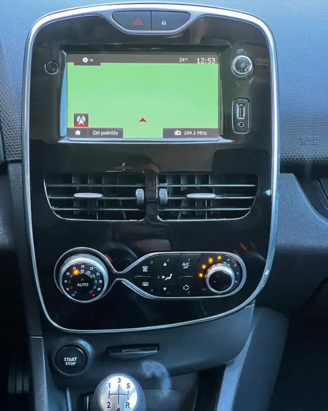 RENAULT Clio 1.2 16V 75 LIMITED