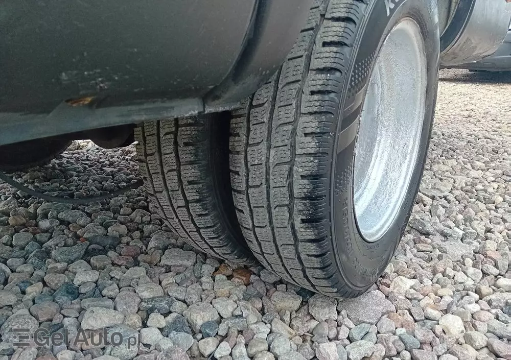 IVECO 35C15 Bliźniak 