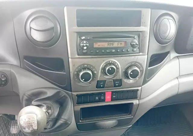 IVECO 35C15 Bliźniak 