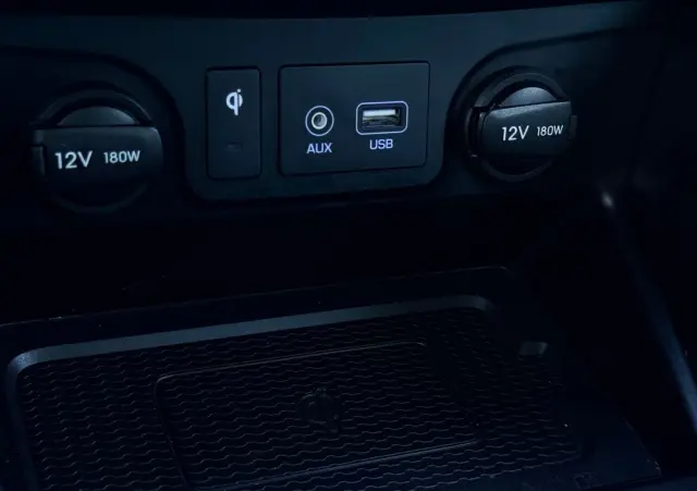 HYUNDAI Tucson Blue 2.0 CRDi 4WD Premium