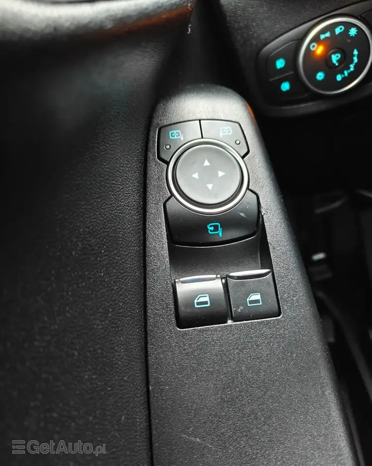 FORD Fiesta 1.0 EcoBoost Start-Stop Celebration