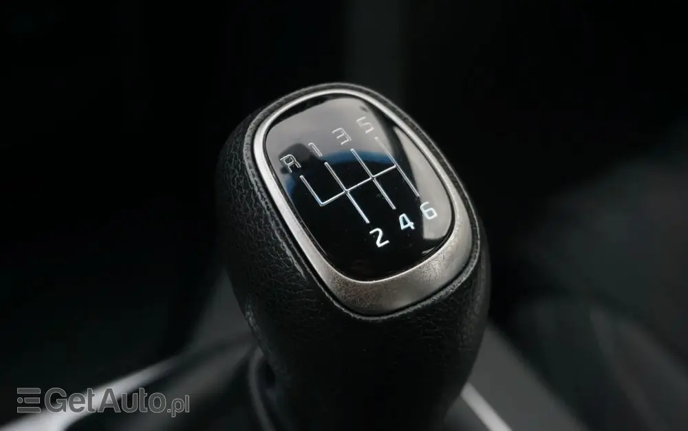 KIA Sportage 1.7 CRDI 2WD Attract