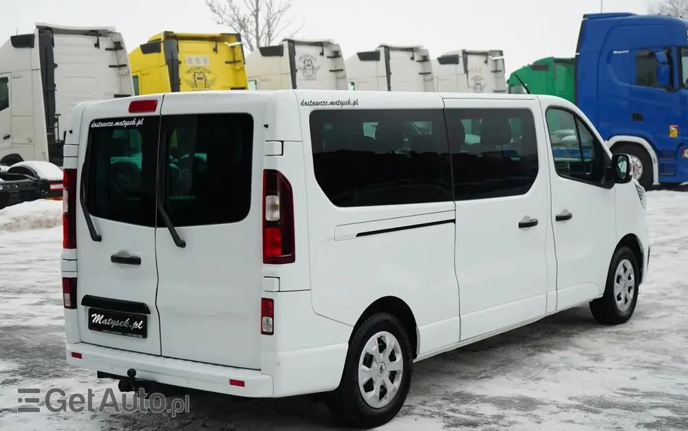 RENAULT TRAFIC III / BUS / 9 MIEJSC / PIERWSZY WŁAŚCICIEL / POLSKI SALON / 2022 ROK / 