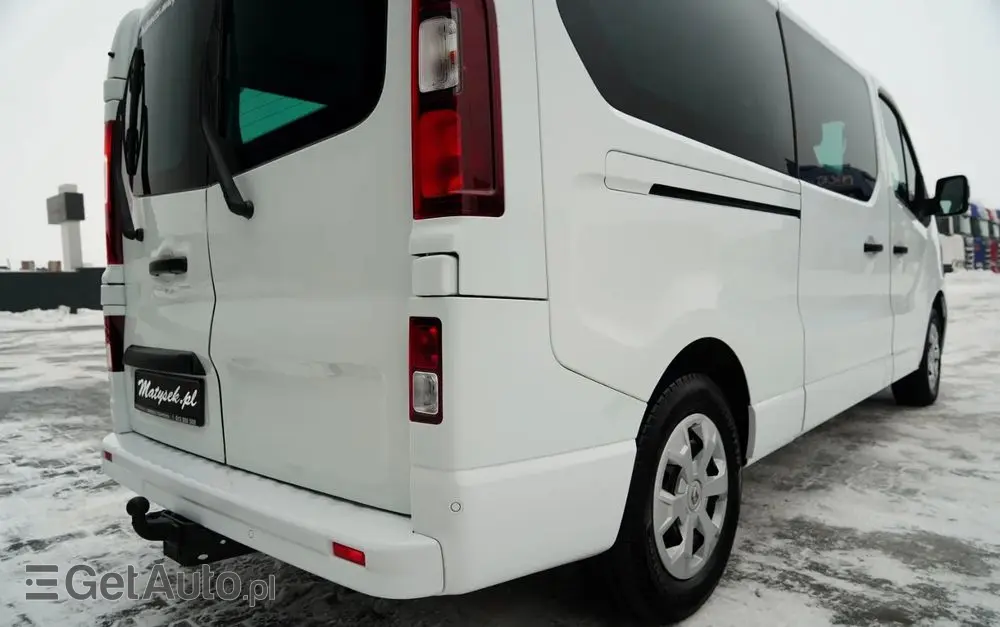 RENAULT TRAFIC III / BUS / 9 MIEJSC / PIERWSZY WŁAŚCICIEL / POLSKI SALON / 2022 ROK / 