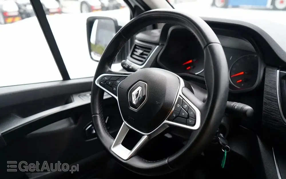 RENAULT TRAFIC III / BUS / 9 MIEJSC / PIERWSZY WŁAŚCICIEL / POLSKI SALON / 2022 ROK / 