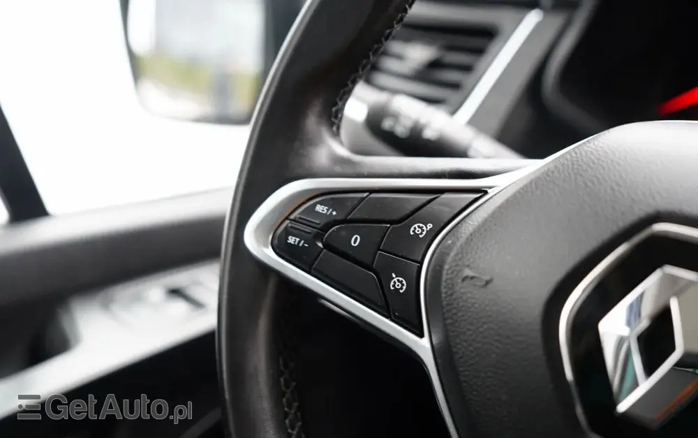 RENAULT TRAFIC III / BUS / 9 MIEJSC / PIERWSZY WŁAŚCICIEL / POLSKI SALON / 2022 ROK / 