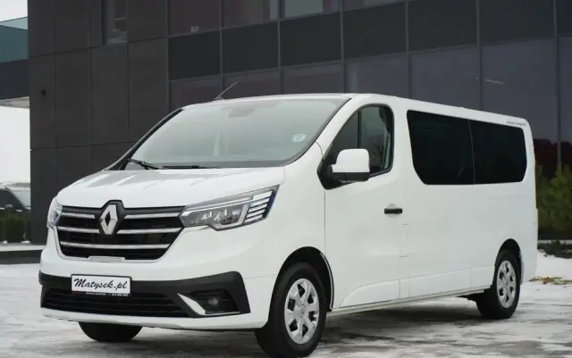 RENAULT TRAFIC III / BUS / 9 MIEJSC / PIERWSZY WŁAŚCICIEL / POLSKI SALON / 2022 ROK / 