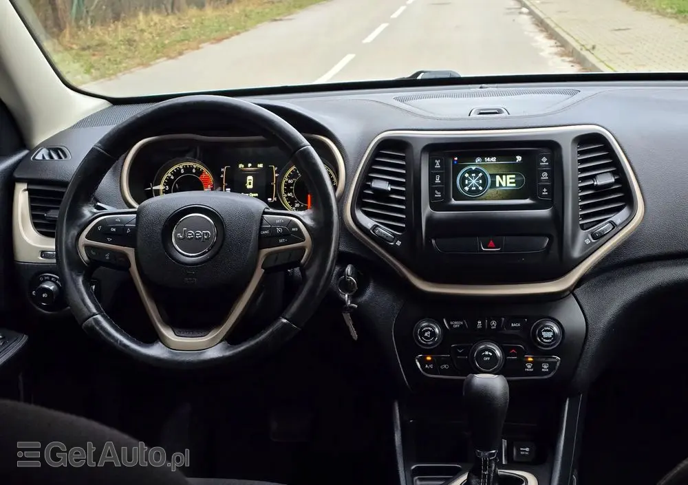 JEEP Cherokee 3.2 V6 Pentastar Active Drive I Automatik Limited