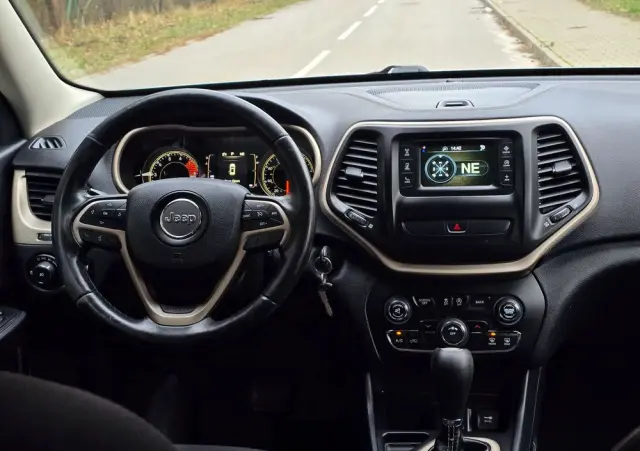 JEEP Cherokee 3.2 V6 Pentastar Active Drive I Automatik Limited