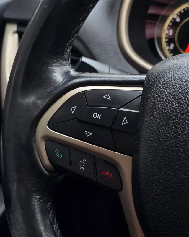 JEEP Cherokee 3.2 V6 Pentastar Active Drive I Automatik Limited