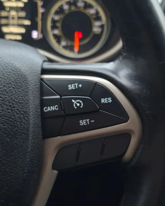 JEEP Cherokee 3.2 V6 Pentastar Active Drive I Automatik Limited