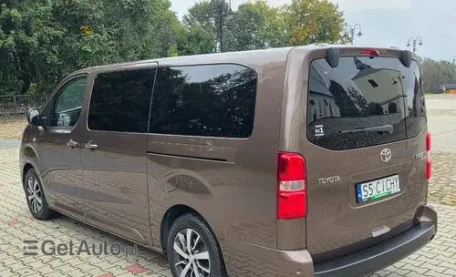 TOYOTA Proace 
