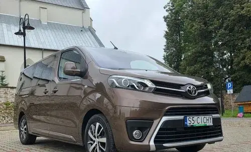 TOYOTA Proace 