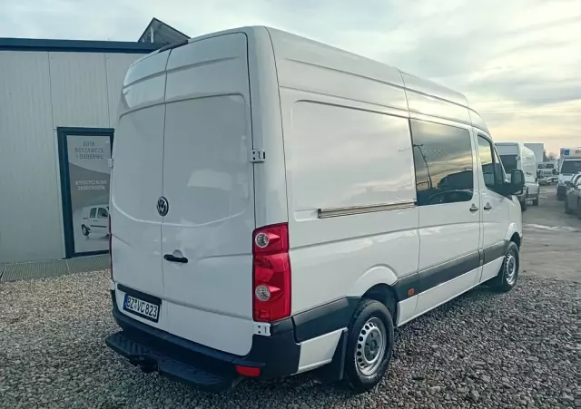 VOLKSWAGEN Crafter 