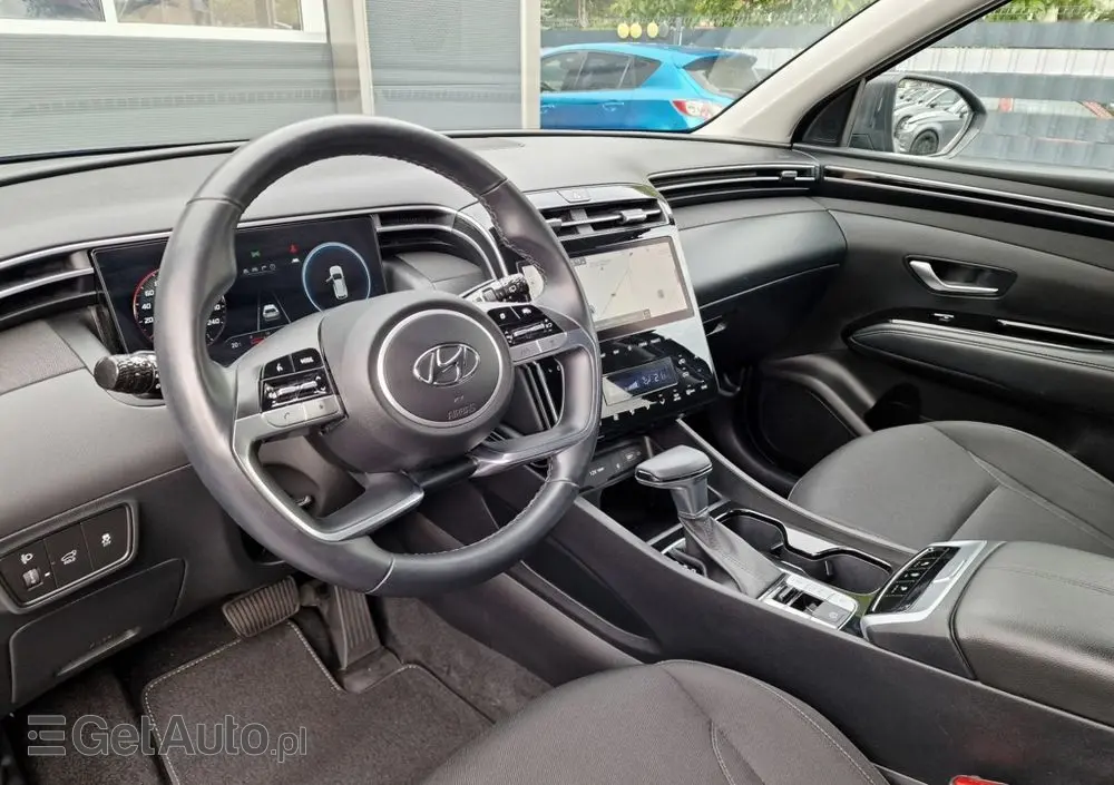 HYUNDAI Tucson 