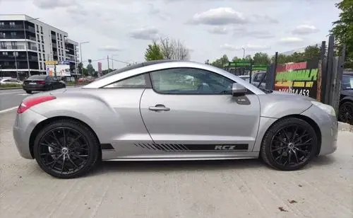 PEUGEOT RCZ 