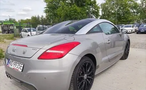 PEUGEOT RCZ 